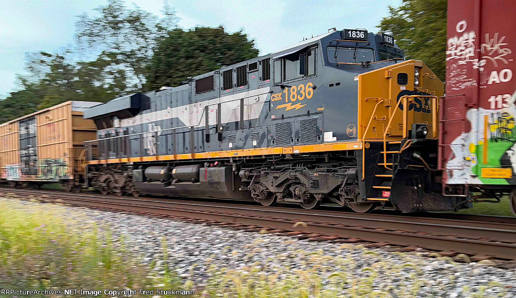 CSX 1836